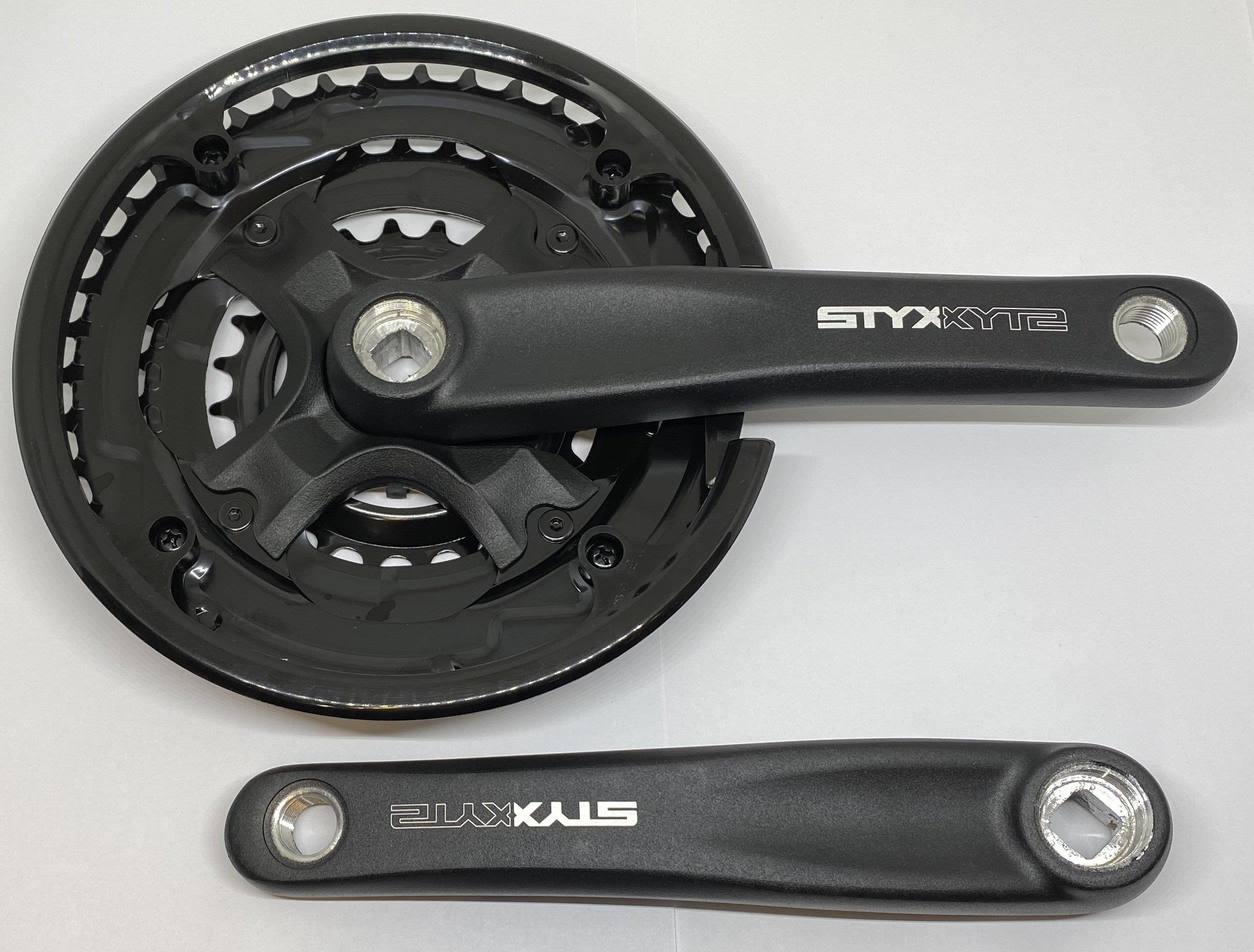 Samox Kurbelsatz STYX Alu 4-Kant 7-fach 24-34-42 Zähne schwarz 175mm mit Schutz